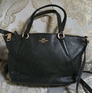 Coach Mini Kelsey in black pebbled leather gold hardware